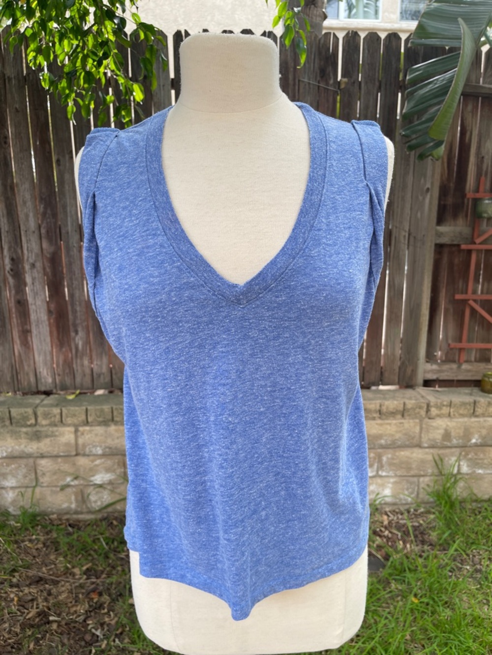 Free Movement Free People Blue V-Neck Sleeveless Women's Top Spring Summer SP